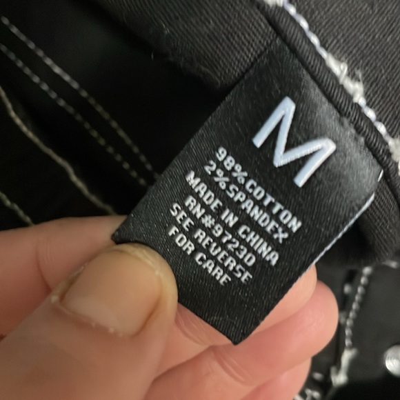 Almost famous wide leg cargo jeans with white contrast stitching - Picture 3 of 8